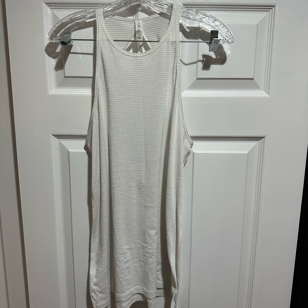 LULULEMON white tank top